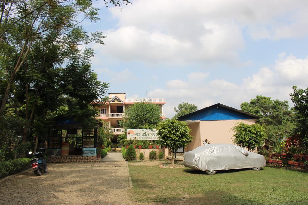 Eco Adventure Resort Sauraha Exterior foto